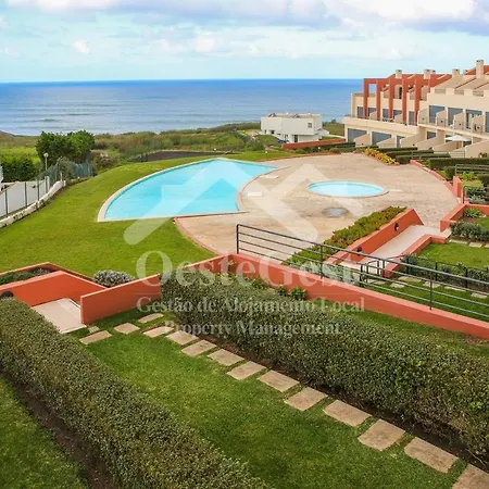 Casa Menezes 로리냐